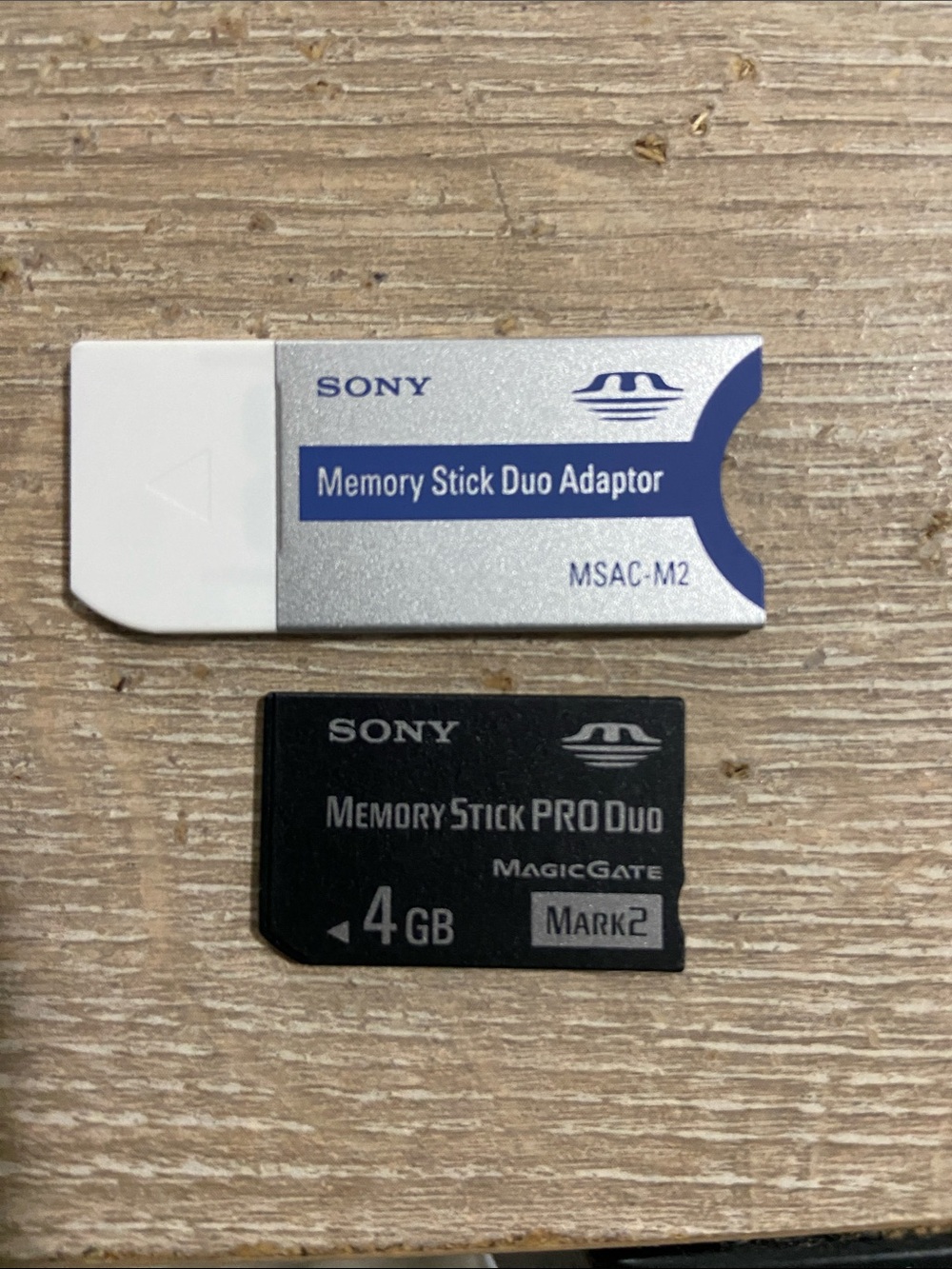VTG OEM Sony 4GB Memory Stick Pro Duo Magic Gate + Sony Duo Adapter MSAC-M2